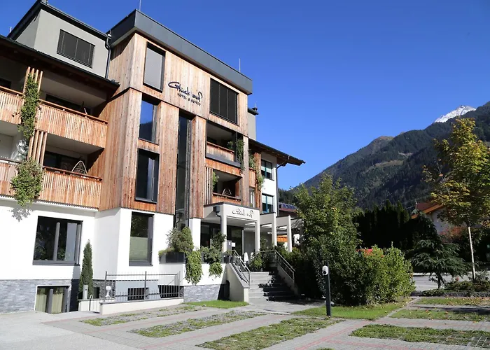 Hotel & Suites Glueck Auf